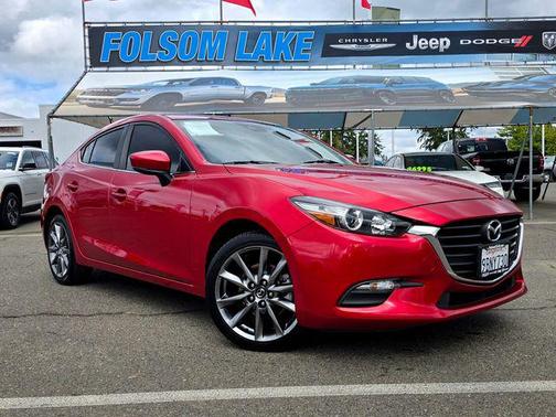 2018 Mazda Mazda3 Touring