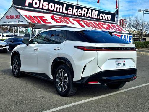 2025 Lexus RZ 300e 300e Premium