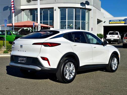 2025 Buick Envista Preferred FWD