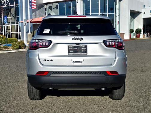 2026 Jeep Compass Latitude