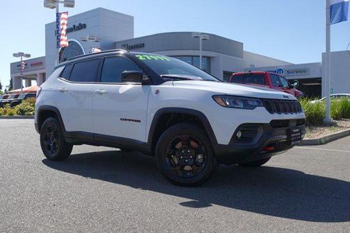 2023 Jeep Compass Trailhawk