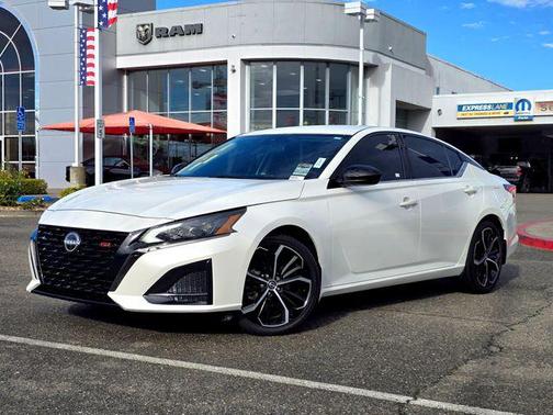 2024 Nissan Altima SR FWD