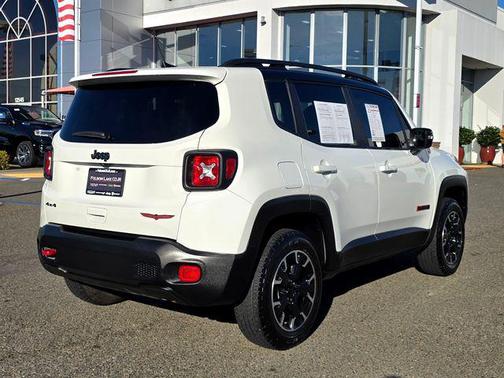 2023 Jeep Renegade Trailhawk