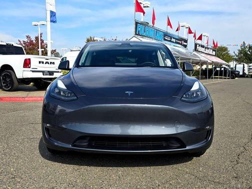 2023 Tesla Model Y Long Range Dual Motor All-Wheel Drive