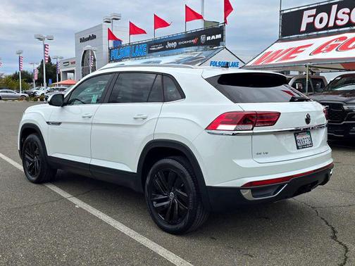2022 Volkswagen Atlas Cross Sport 3.6L V6 SE w/Technology