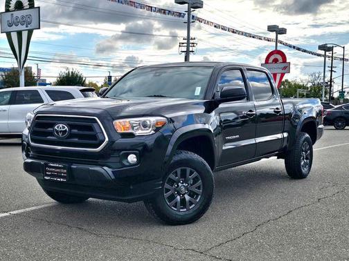 2023 Toyota Tacoma SR5
