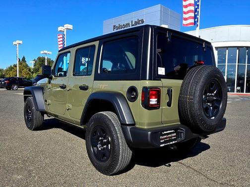 2025 Jeep Wrangler Sport