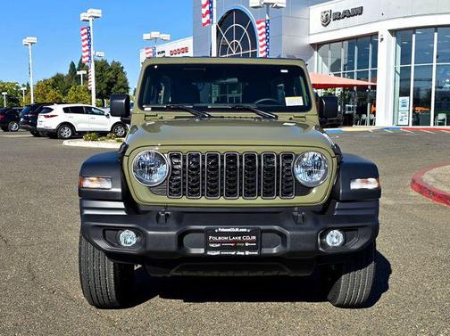 2025 Jeep Wrangler Sport