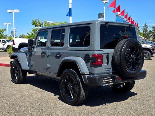 Anvil Clearcoat 2025 Jeep Wrangler 4xe Sahara