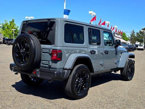 Anvil Clearcoat 2025 Jeep Wrangler 4xe Sahara