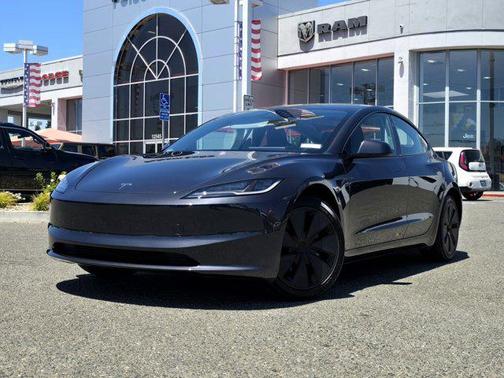 2025 Tesla Model 3 Long Range