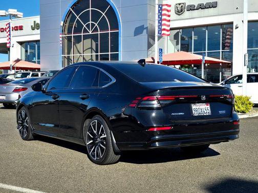 2025 Honda Accord Hybrid Touring