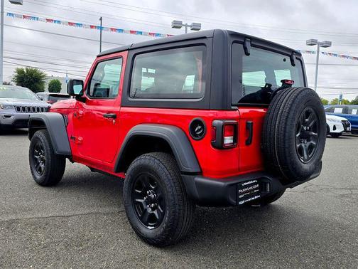2025 Jeep Wrangler Sport