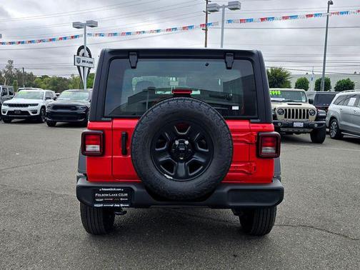 2025 Jeep Wrangler Sport