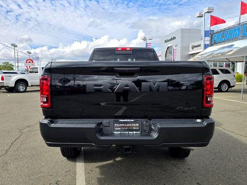 2025 RAM 2500 Tradesman Crew Cab 4x4 8' Box