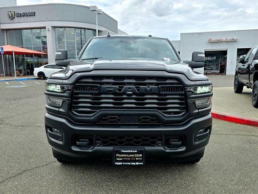 2025 RAM 2500 Tradesman Crew Cab 4x4 8' Box