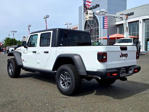 Bright White Clearcoat 2026 Jeep Gladiator Mojave 4x4
