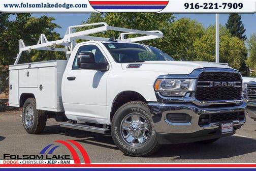 2024 RAM 2500 Tradesman Regular Cab 4x2 8' Box
