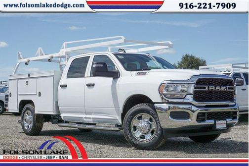2024 RAM 2500 Tradesman Crew Cab 4x2 8' Box