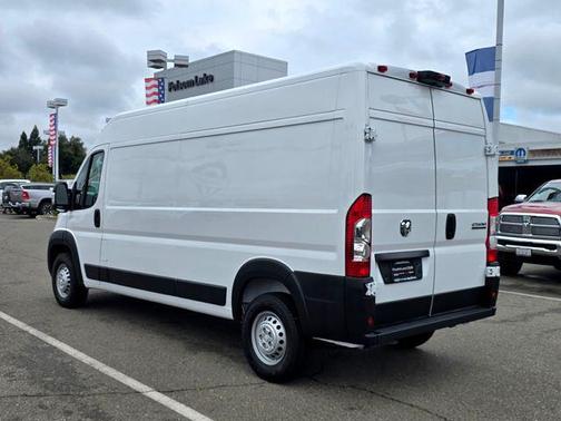 2025 RAM ProMaster 2500 Tradesman