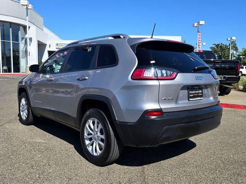 2020 Jeep Cherokee Latitude