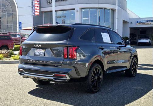 2022 Kia Sorento SX