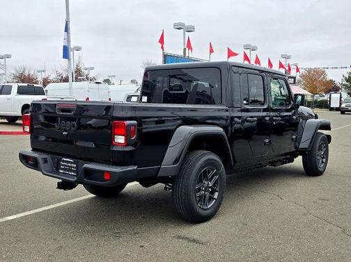 2026 Jeep Gladiator Sport S