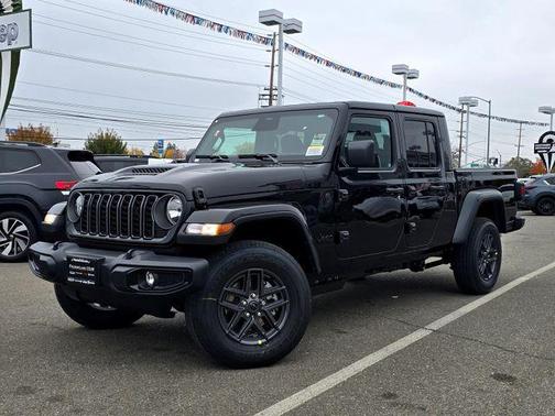 2026 Jeep Gladiator Sport S
