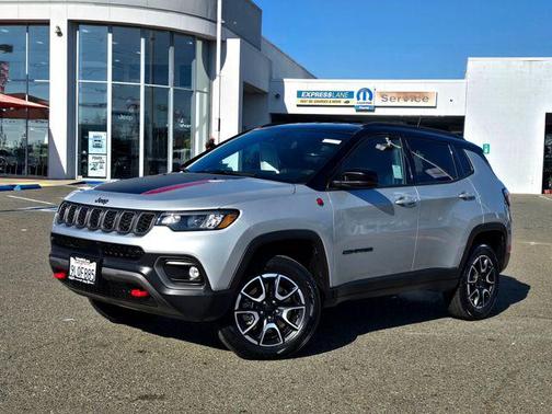 2024 Jeep Compass Trailhawk