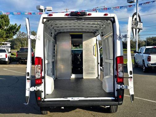 2025 RAM ProMaster 2500 Tradesman