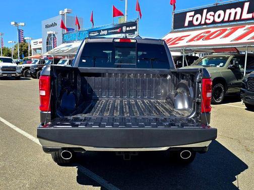 Granite Crystal Metallic Clearcoat 2026 RAM 1500 Big Horn/Lone Star