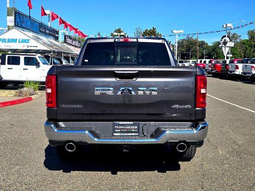 Granite Crystal Metallic Clearcoat 2026 RAM 1500 Big Horn/Lone Star