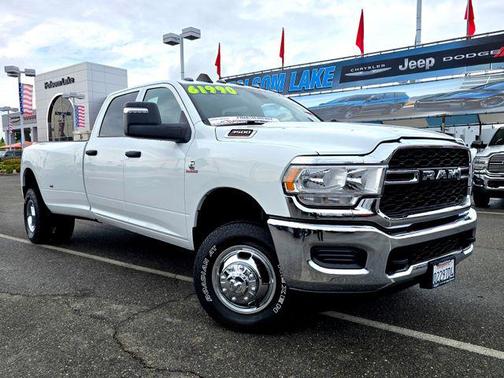 2024 RAM 3500 Tradesman Crew Cab 4x4 8' Box