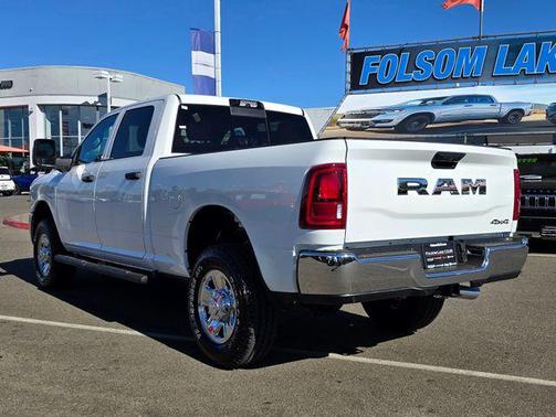 2025 RAM 2500 Tradesman Crew Cab 4x4 6'4' Box