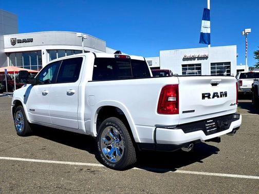 Bright White Clearcoat 2026 RAM 1500 Big Horn/Lone Star