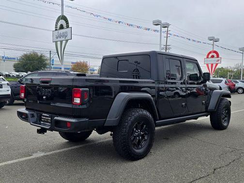 2021 Jeep Gladiator Willys 4x4