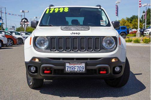 2017 Jeep Renegade Trailhawk
