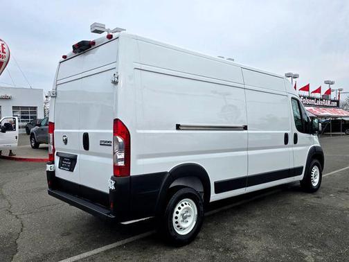 2025 RAM ProMaster 2500 Tradesman