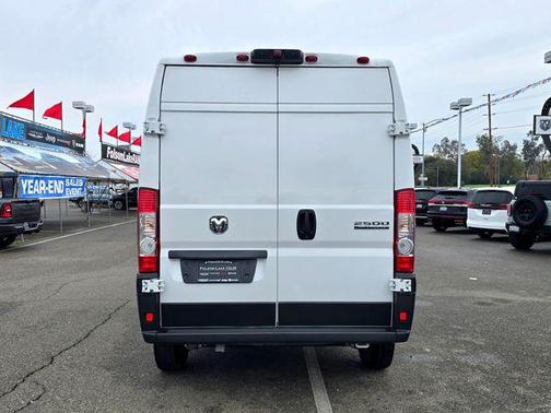 2025 RAM ProMaster 2500 Tradesman