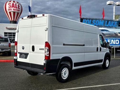 2025 RAM ProMaster 2500 Tradesman