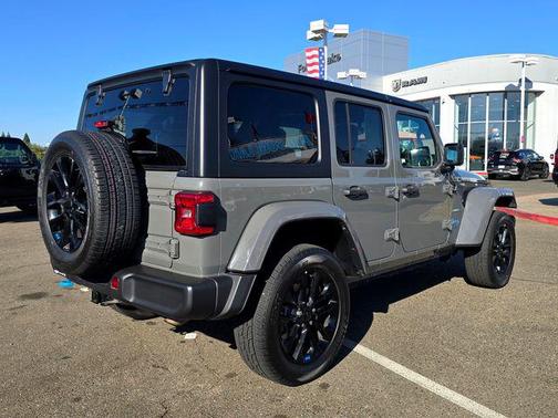 2023 Jeep Wrangler 4xe Sahara