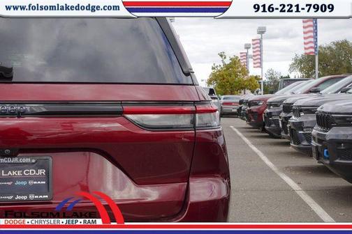 2024 Jeep Grand Cherokee 4xe Anniversary Edition