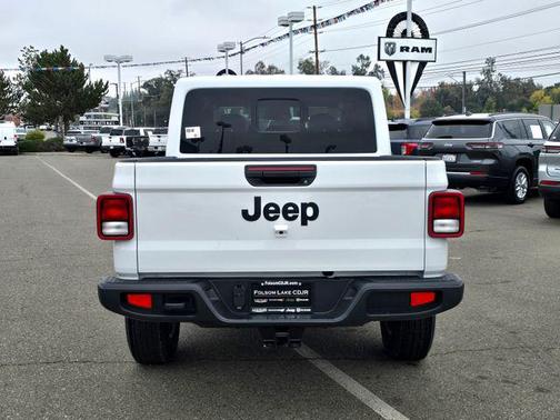 2026 Jeep Gladiator Sport S