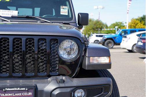 2021 Jeep Gladiator Sport