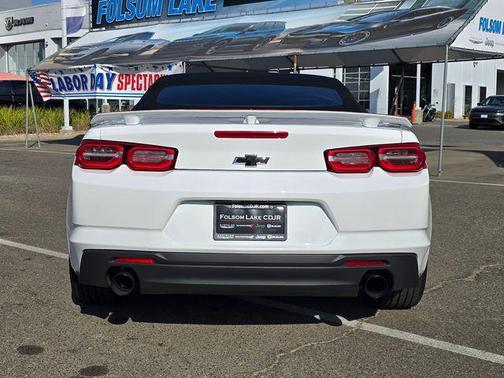 2023 Chevrolet Camaro RWD Convertible LT1