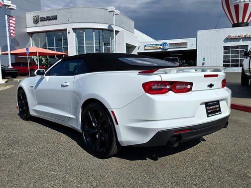 2023 Chevrolet Camaro RWD Convertible LT1