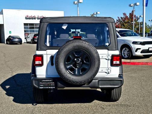 2026 Jeep Wrangler Sport
