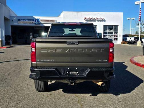2023 Chevrolet Silverado 2500 Custom