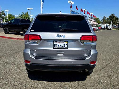 2021 Jeep Grand Cherokee Laredo