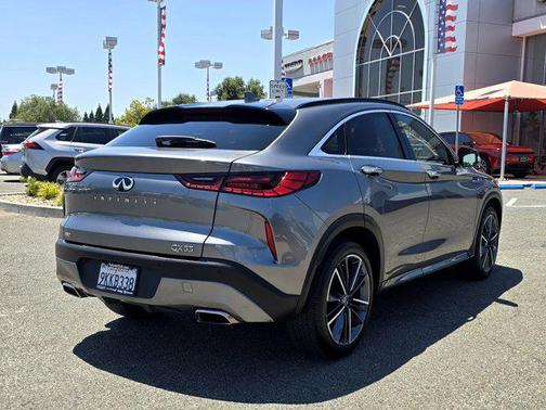 2024 INFINITI QX55 LUXE